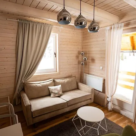 Zlatair Eco Ferienhaus *